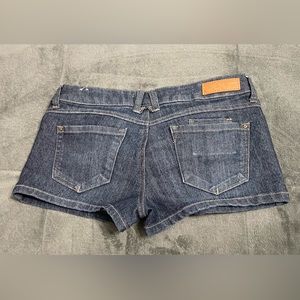Navy jean shorts ( Jolt )